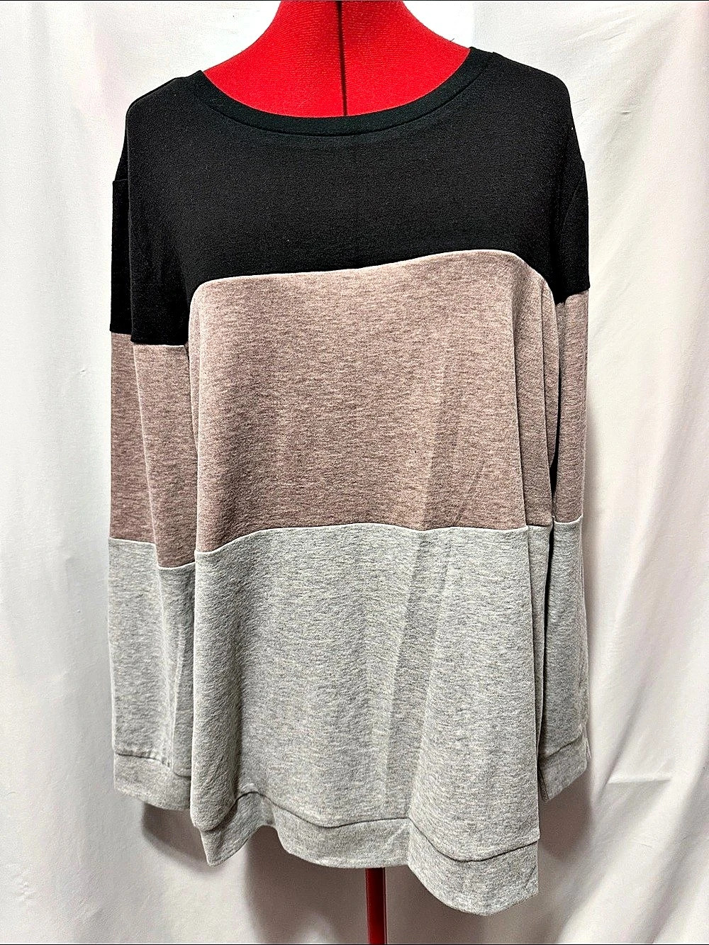 Color Block Long Sleeve Top XL Like New